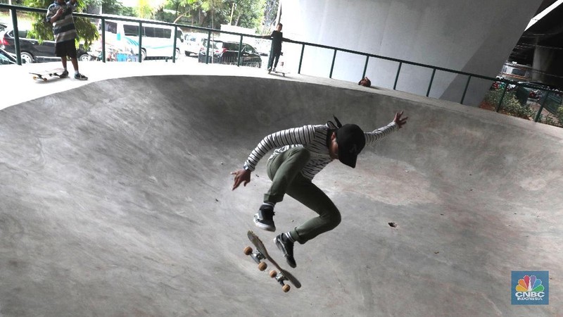 Pemprov DKI berencana akan menata seluruh kolong jembatan layang di Jakarta menjadi ruang publik.