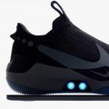 Canggih! Sepatu Nike Ini Bisa Ubah Warna & Ikat Tali Sendiri