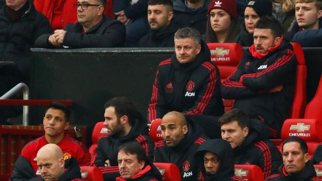 Fan Ungkap Perbedaan Solskjaer-Mourinho di Bangku Cadangan