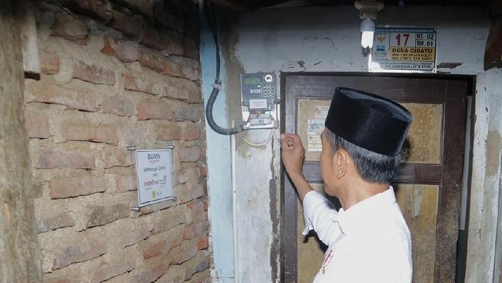 Biaya Pasang Instalasi Listrik Rp 1 Juta, Jokowi: Ini Berat