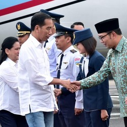 Jokowi Sudah Siapkan 1-2 Nama Pengganti Ridwan Kamil