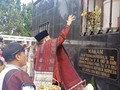 Ke Toba Samosir, Adik Prabowo Ziarah ke Makam Pahlawan