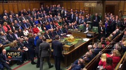 May Kembali Ajukan Brexit, Trump Bicara Damai Dagang