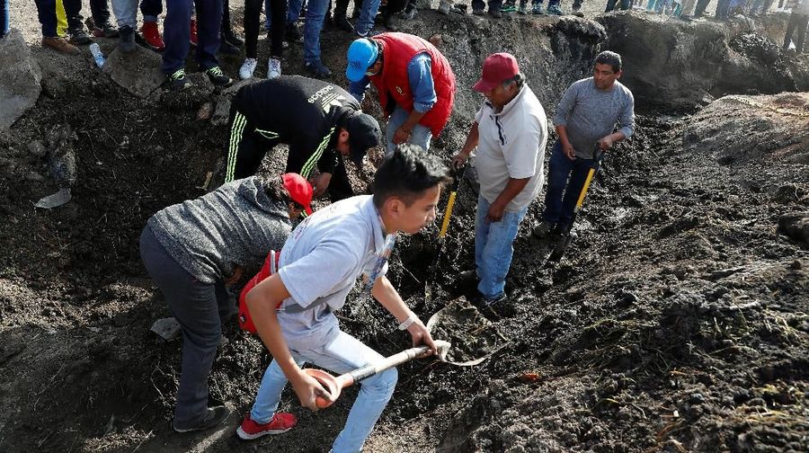Korban tewas akibat ledakan pipa bahan bakar di Meksiko tengah pekan lalu naik menjadi 91 pada kemarin Senin