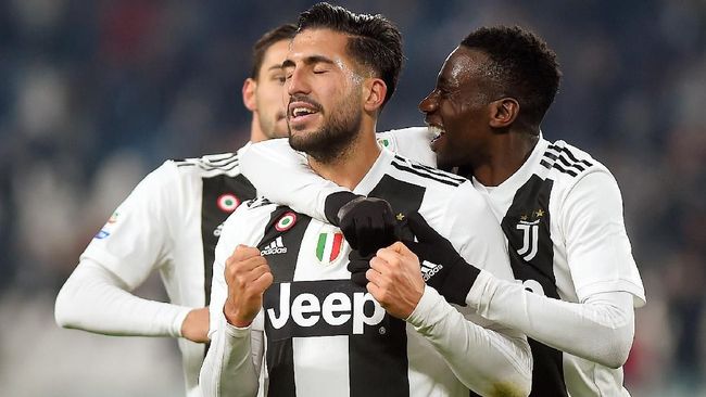 Juventus Kalahkan Chievo 3-0, Ronaldo Gagal Penalti