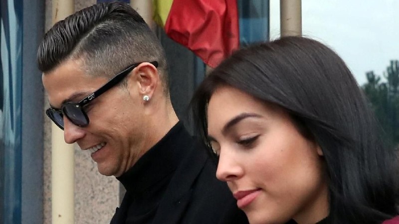 Pada 2017, jaksa penuntut umum menuduh Ronaldo melakukan empat tuduhan penipuan pajak.