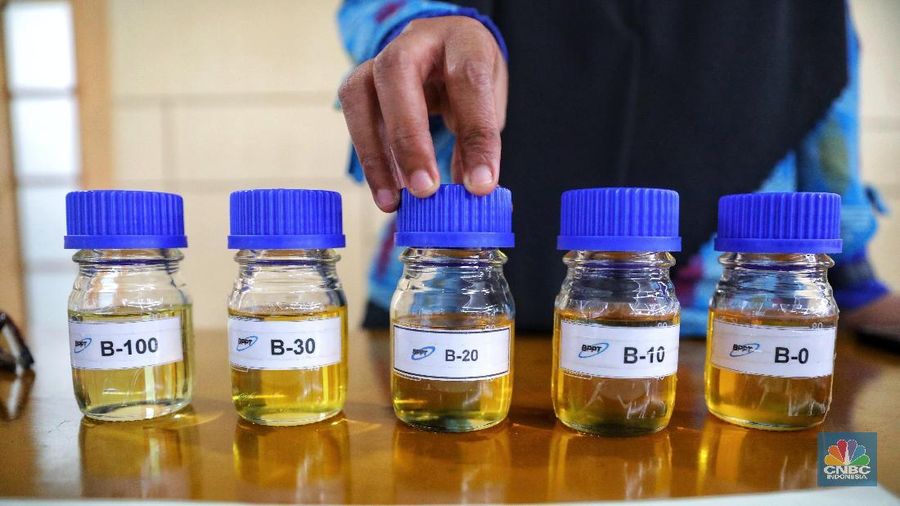 Ilustrasi biodiesel (CNBC Indonesia/Andrean Kristianto)