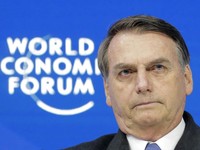 Presiden Brasil Sembuh Dari Corona, Pamer Hydroxychloroquine