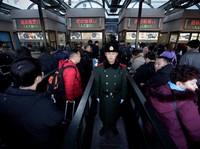 Fenomena Jutaan Warga China Mendadak Berebut Jadi PNS, Ada Apa?