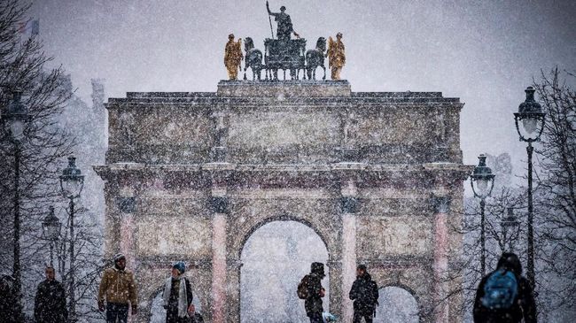 Paris Dinobatkan sebagai Kota Terindah di Dunia Tahun Ini