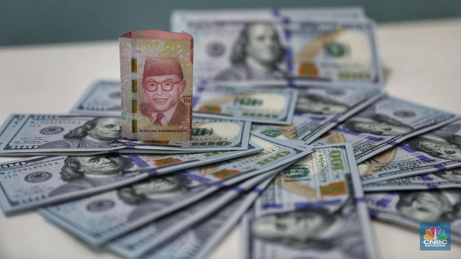 Dolar Babak Belur, Aliran Modal ke Obligasi Untungkan Rupiah