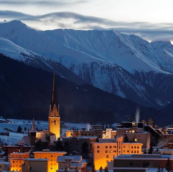 Mengintip Tokoh-tokoh Kelas Berat Dunia di Resor Mewah Davos