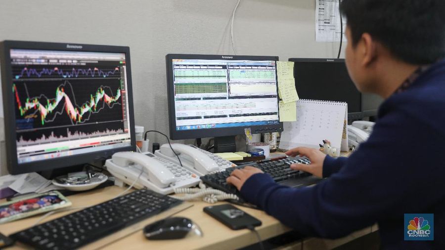 Ada beberap aksi korporasi yang patut jadi perhatian investor