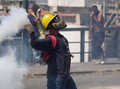 Dua Hari Demonstrasi Anti-Maduro di Venezuela, 13 Orang Tewas