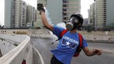 Di tengah kisruh ini, pemimpin Majelis Nasional, Juan Guaido, mendeklarasikan diri sebagai presiden interim Venezuela. (Reuters/Manaure Quintero)
