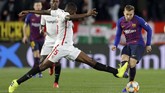 Arthur menjadi salah satu pemain yang mendapat jatah bermain sebagai pemain inti. (REUTERS/Marcelo del Pozo)