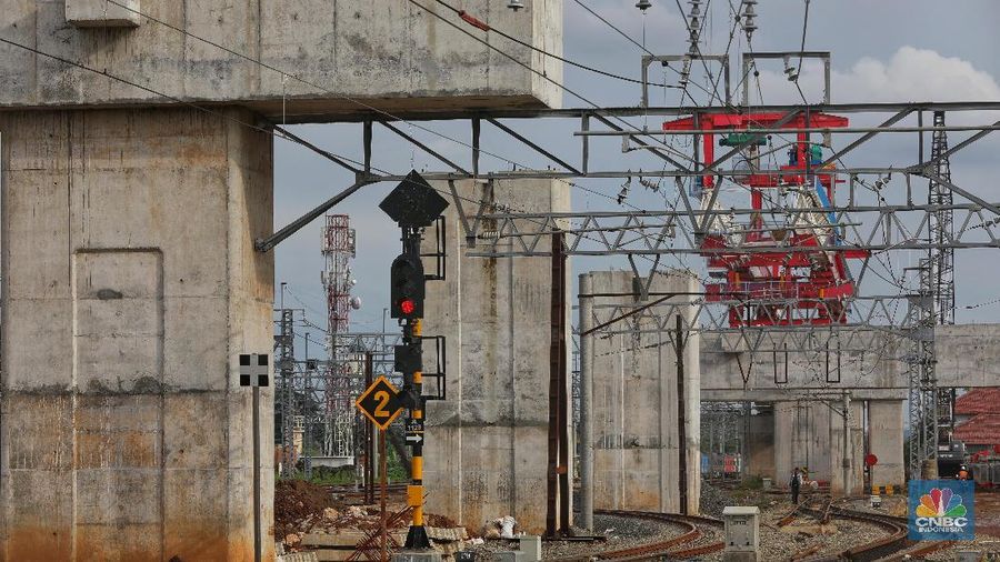 PT Adhi Karya Tbk (ADHI) menyatakan akan membangun rel kereta layang alias loop line.