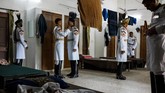 Meski nama resmi pasukan ini Paspampres, tapi mereka tak selalu mengemban tugas untuk mengawal presiden. (AFP Photo/Chandan Khanna)