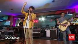 Music at Newsroom: Teddy Adhitya - 'In Your Wonderland'
