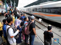 Mulai Hari Ini, Jadwal Operasional KRL Commuter Line Dibatasi