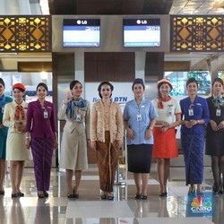 70 Tahun Garuda, Lilin Hingga Nuansa Vintage Pramugari