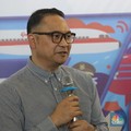 Diberhentikan Erick, Ini Rekam Jejak Ari Askhara