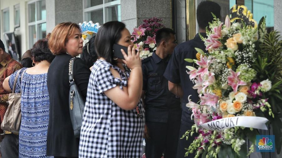 Pendiri Grup Sinar Mas, Eka Tjipta Widjaja meninggal dunia pada Sabtu ini 26 Januari 2019 dalam usia 98 tahun.