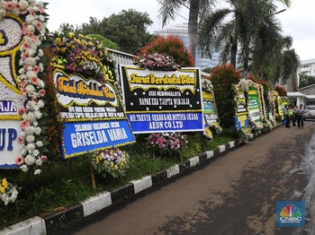 Keluarga Eka Tjipta Widjaja Minta Tak Dikirim Bunga, Kenapa?