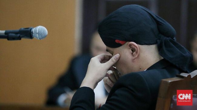 Dukungan Keluarga untuk Ahmad Dhani yang Dipenjara
