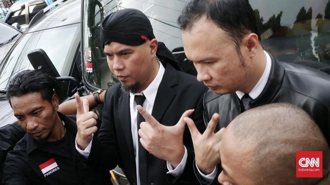Sidang Ketiga Ujaran Idiot Ahmad Dhani Dijaga Ketat