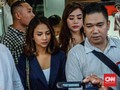 Diperiksa 12 Jam, Vanessa Angel Jatuh Pingsan
