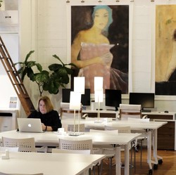 Melihat Coworking Space yanng Mayoritas adalah Wanita