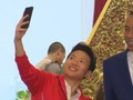 VIDEO: Liliyana Selfie dengan Jokowi Saat Pamit di Istana