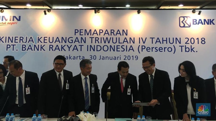 tahun lalu laba BRI mencapai Rp 32,4 triliun.