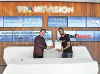 Transvision Hadirkan Tayangan Berkelas di Properti RedDoorz