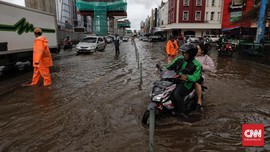 Banjir di Beberapa Titik Jakarta Mulai Surut