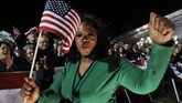 Oprah Winfrey berulang tahun ke-65 pada 29 Januari 2019. Ia bukan hanya sekadar selebritis dan pembawa acara, pengaruhnya sudah mendunia. (AFP PHOTO/EMMANUEL DUNAND)