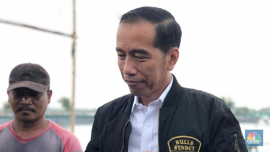 Presiden Joko Widodo (Jokowi) meresmikan pembukaan Kongres Ikatan Notaris Indonesia (INI) di Istana Bogor