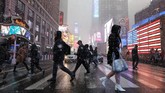 Suhu pada pagi hari di Chicago mencapai -30 derajat Celcius disertai dengan angin dingin, lebih dingin dari ibu kota negara bagian Alaska. (REUTERS/Brendan McDermid)