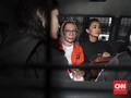 Didampingi Atiqah, Ratna Sarumpaet Dilimpahkan ke Kejaksaan