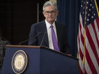 Proyeksi Ekonomi AS Anjlok, The Fed Bisa Pangkas Suku Bunga?