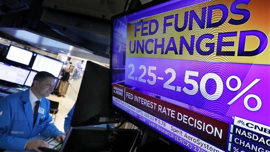 Bank sentral Amerika Serikat (AS) Federal Reserve memutuskan menahan bunga acuannya.