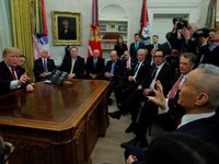 Rampungkan Perjanjian Dagang, Trump Akan Bertemu Xi Jinping