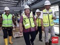 Bambang Brodjonegoro Jajal MRT dengan Anak dan Istri
