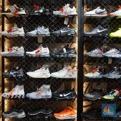Berbisnis Sneakers Bisa Raup Omzet Rp 1 Miliar Setiap Bulan!