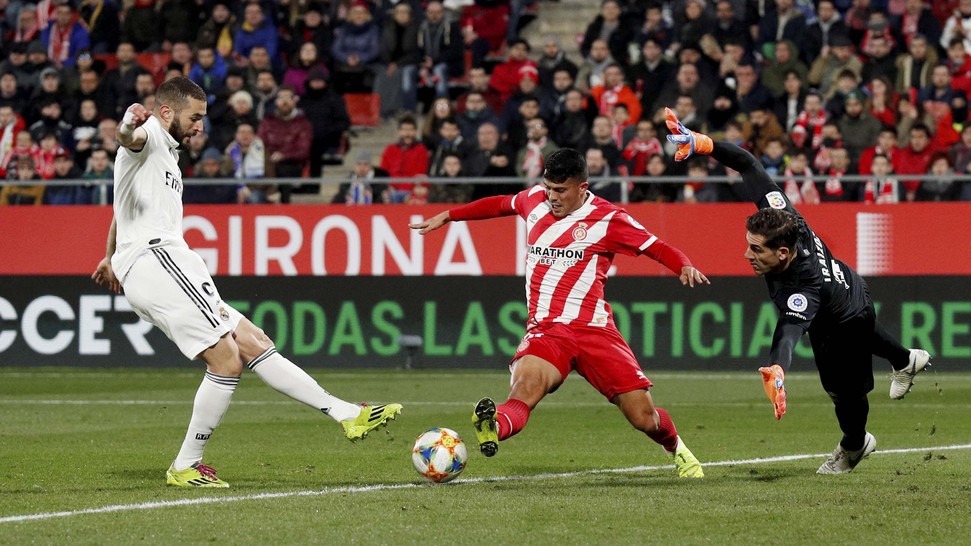 FOTO: Benzema Dua Gol, Real Madrid ke Semifinal Copa Del Rey