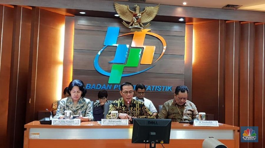 Sementara secara tahunan atau year on year sebesar 2,82% tingkat inflasi di November 2018.