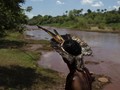 FOTO: Insiden Bendungan Jebol Brasil Ancam Suku Tradisional