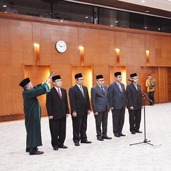 Airlangga Rombak Pejabat Kemenperin, Ini Daftarnya