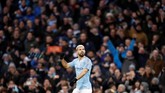 Catatan hattrick Sergio Aguero ke gawang Arsenal membuat dirinya hanya kalah dari Alan Shearer (11 hattrick) yang jadi pemegang rekor hattrick di Liga Primer Inggris. (Reuters/Carl Recine)